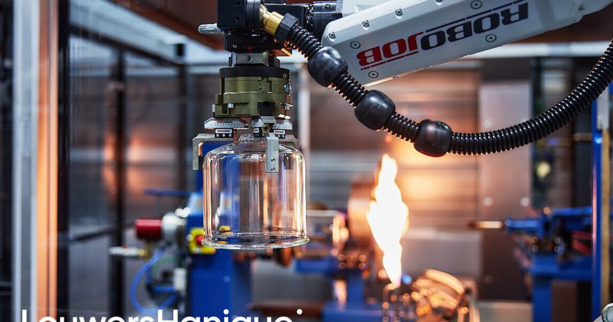 Industrial and Scientific Glassware LouwersHanique