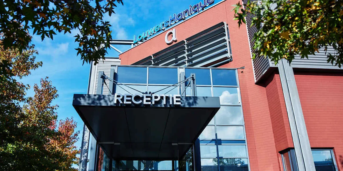 manufacturer of glass and ceramics components for high-tech applications