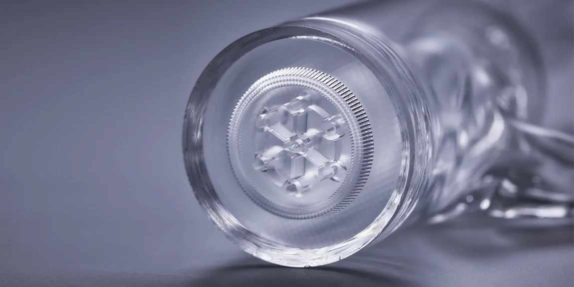 Precision torch for thermal processing of technical glass