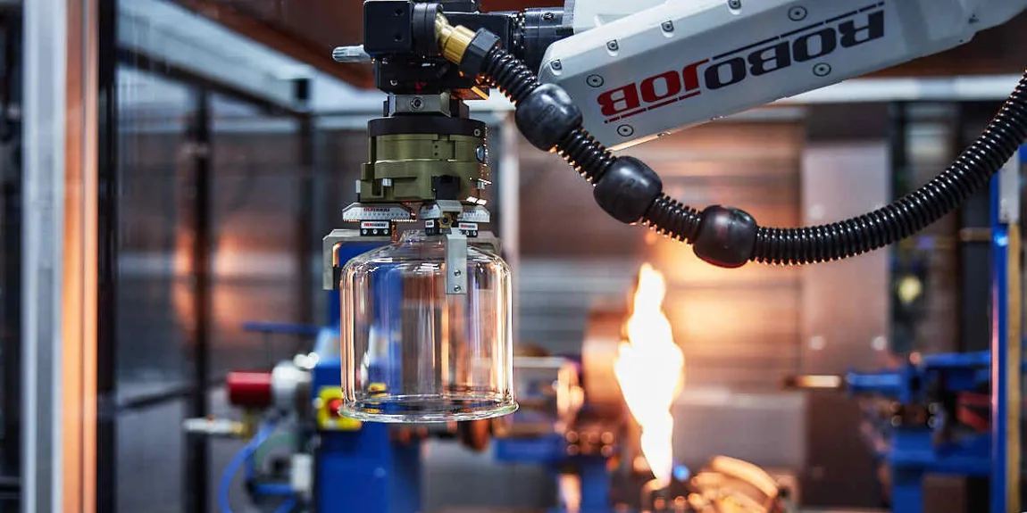 automated production of industrial and scientific glassware