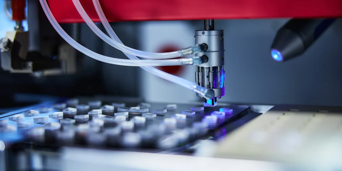 assembly and joining of ultra high vacuum components