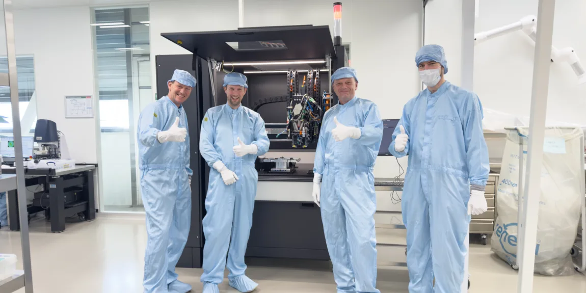 The Team | Optica Assembly Machine | LouwersHanique