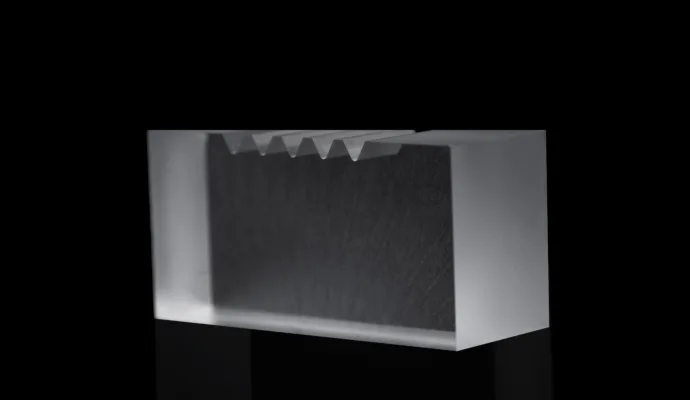 V-Groove device | Glass | LouwersHanique